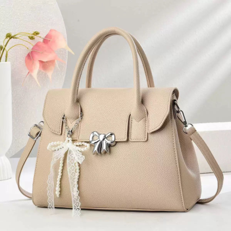 Bolsa feminina média RM atacadao